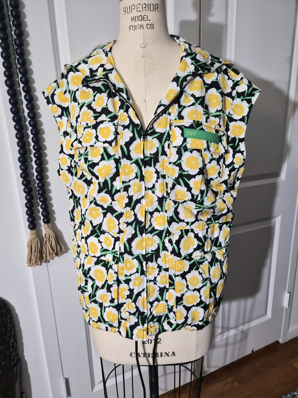 Diane Von Furstenberg Yellow Floral Zip-Front Sleeveless Top